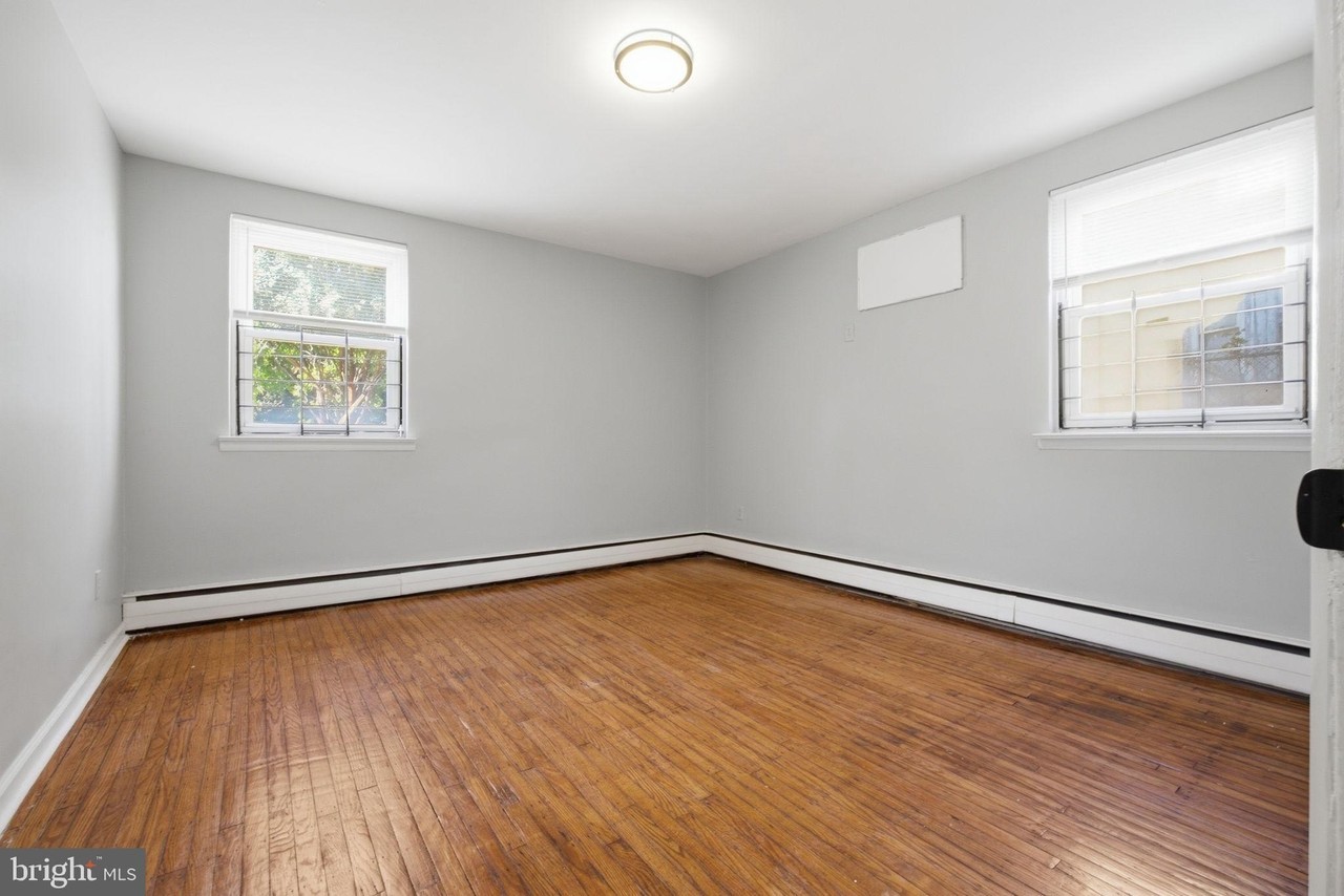 1201 W Chelten Ave - Photo 5 of 20