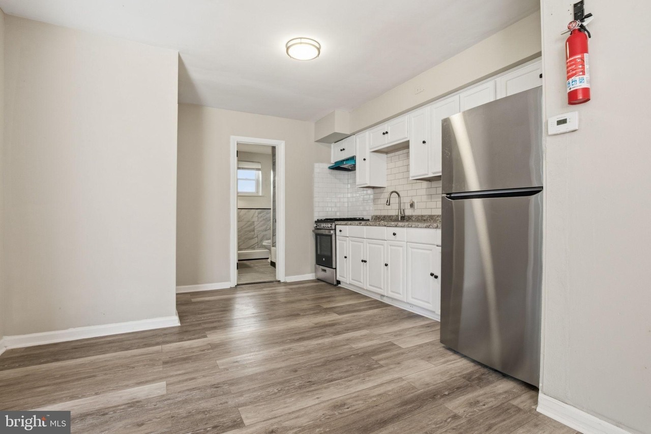 1201 W Chelten Ave - Photo 7 of 20