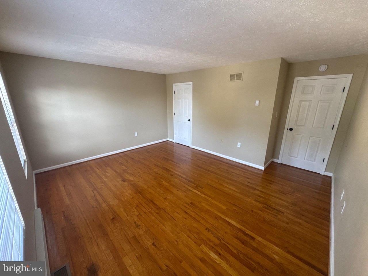 217 Buckingham Dr - Photo 6 of 16