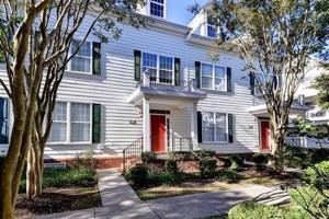 featured image of 4419 Lydias Dr