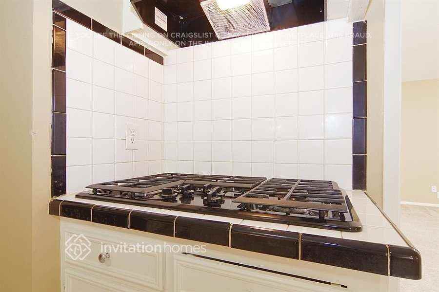 12504 Riva Ridge Ln - Photo 7 of 21