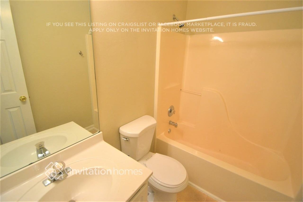 3865 Carriage Downs Ct - Photo 5 of 7