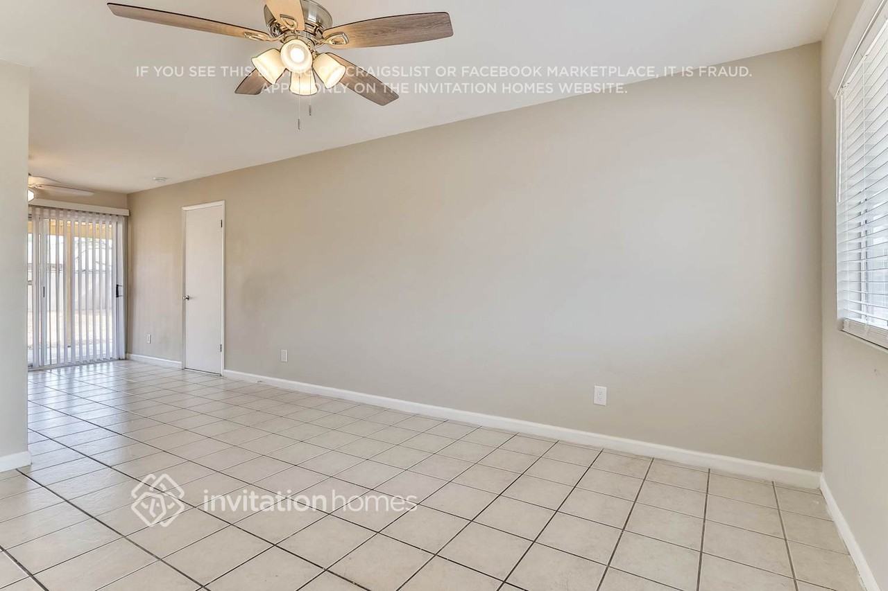 6928 W Garfield St - Photo 5 of 16