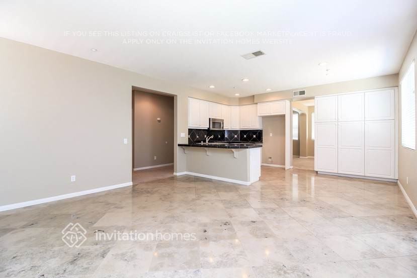 7540 Oakwood Ln - Photo 5 of 17