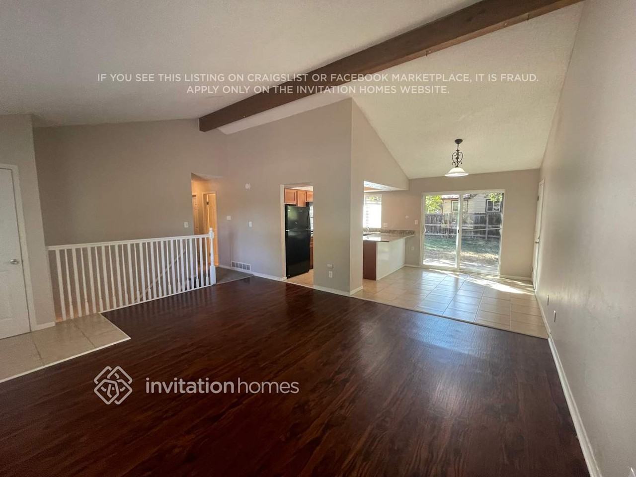 5761 S Lewis St - Photo 5 of 25