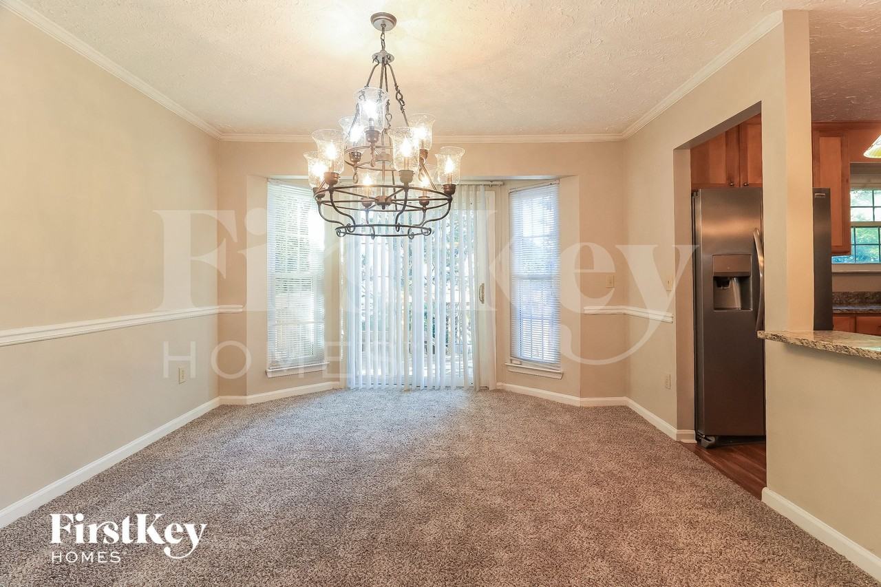 4921 October Way Nw - Photo 4 of 15