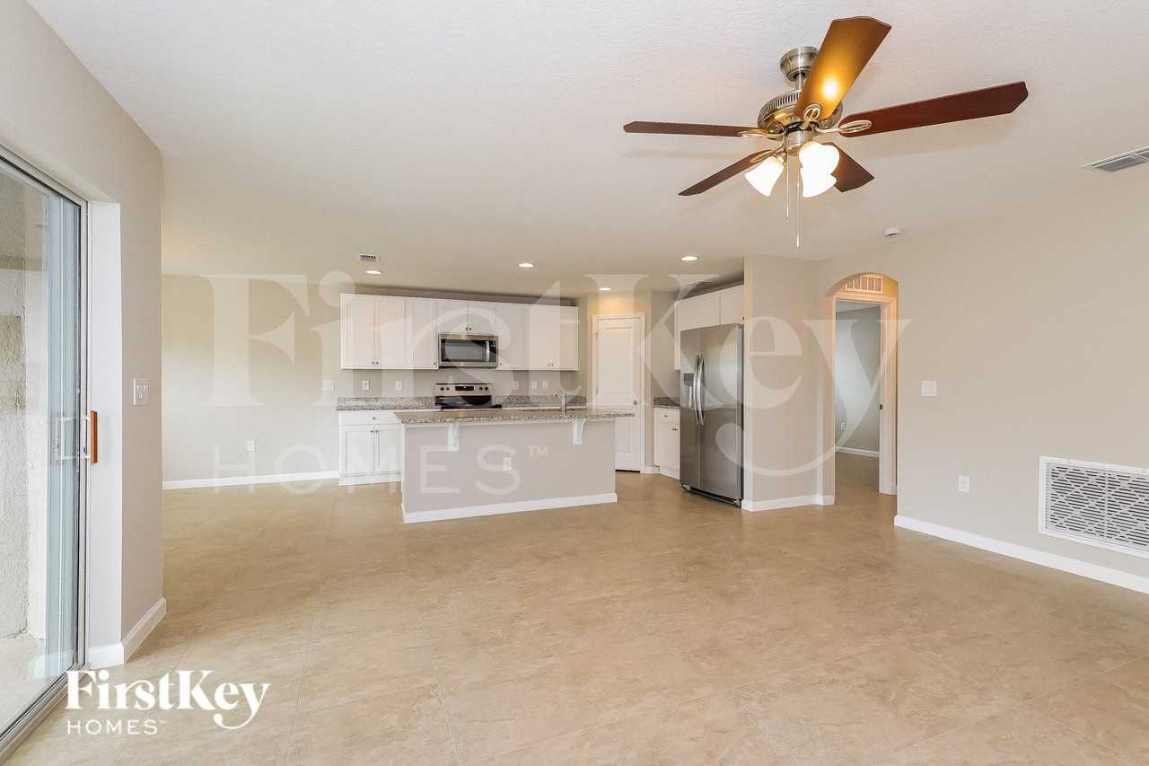 128 Southern Breeze Loop - Photo 4 of 16