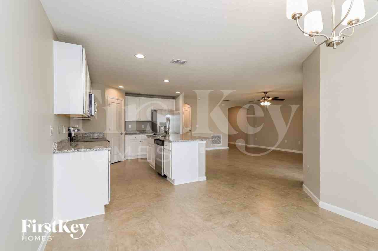 128 Southern Breeze Loop - Photo 5 of 16