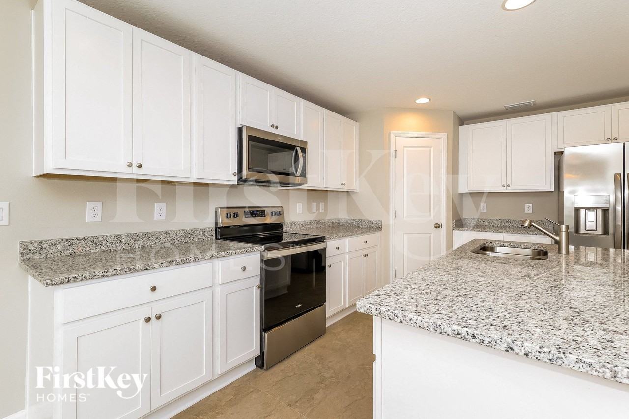 128 Southern Breeze Loop - Photo 6 of 16