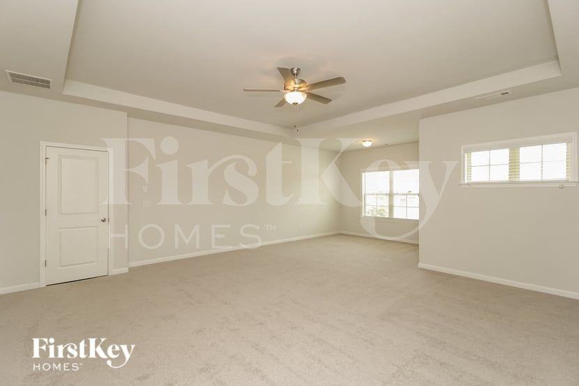 365 Palm Springs Cir - Photo 7 of 15