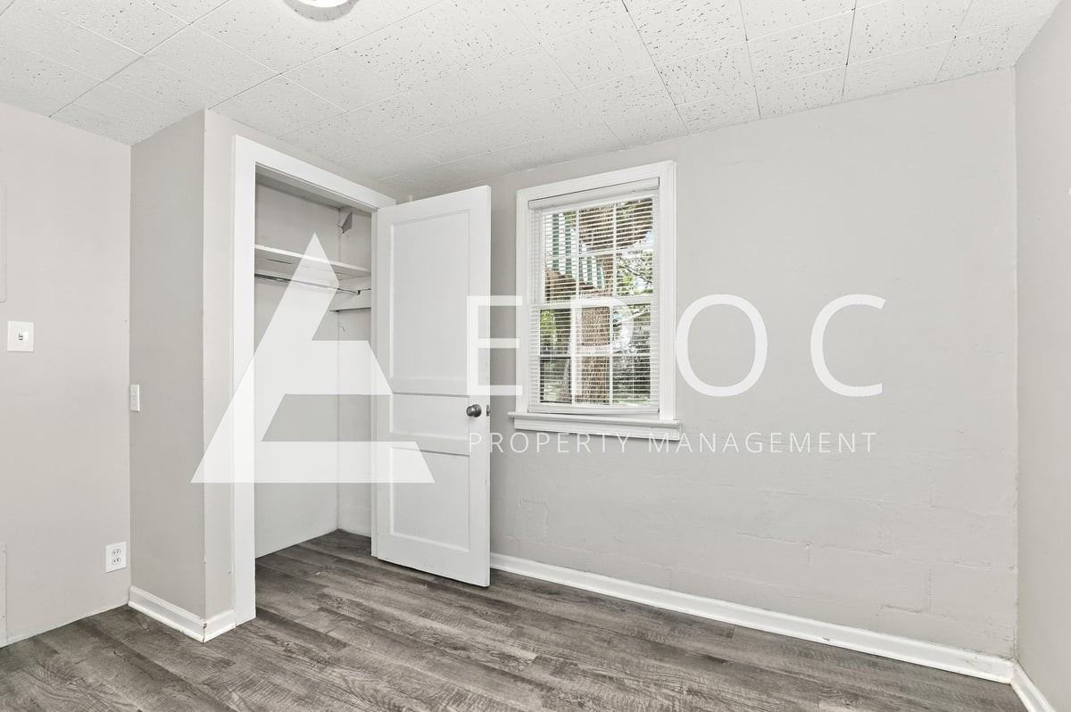 130 Avondale St - Photo 7 of 16