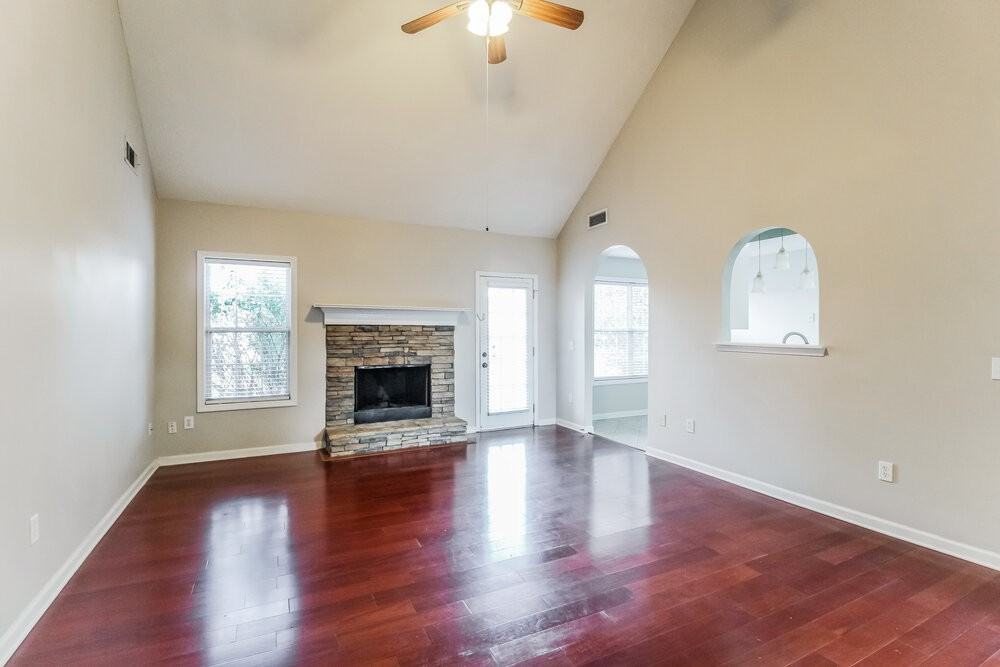 4119 Alaina Ave - Photo 3 of 16