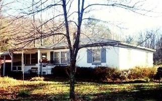 featured image of 911 Ashley Ln