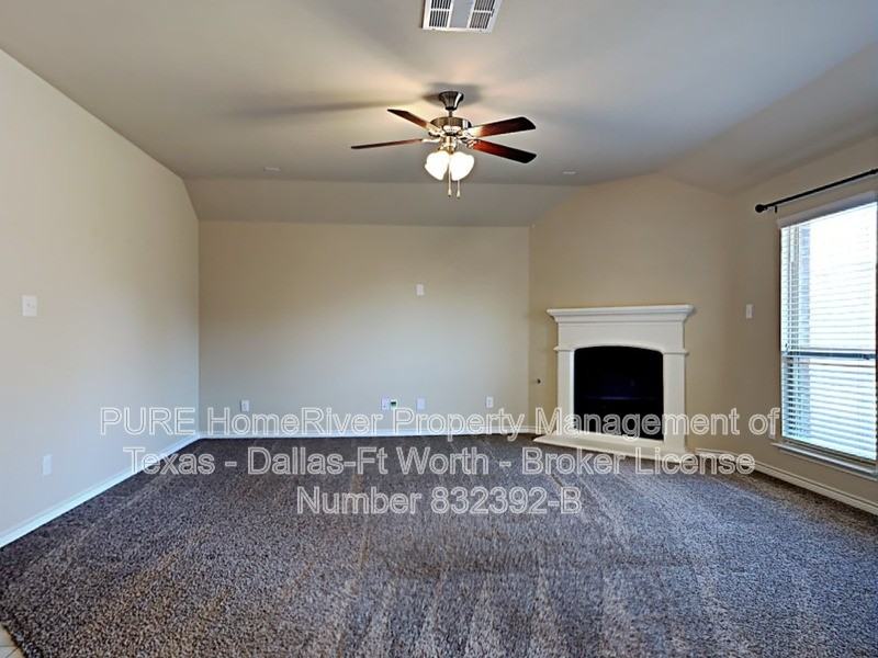 5121 Pleasant Springs Ct - Photo 3 of 25