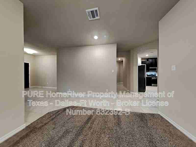 5121 Pleasant Springs Ct - Photo 5 of 25