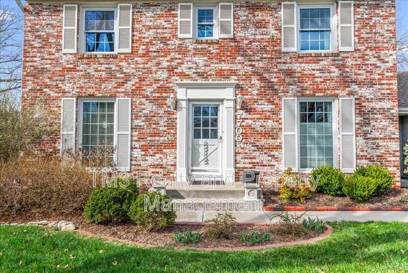 7700 W 95th Ter - Photo 4 of 48
