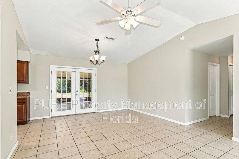 13606 Se 48th Ct - Photo 5 of 50