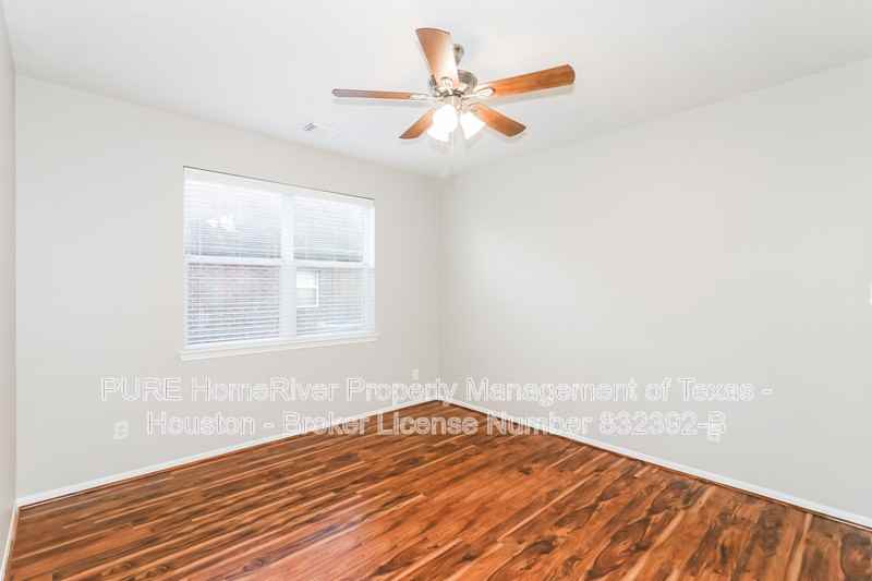 2131 Chelsea Vale Dr - Photo 2 of 17