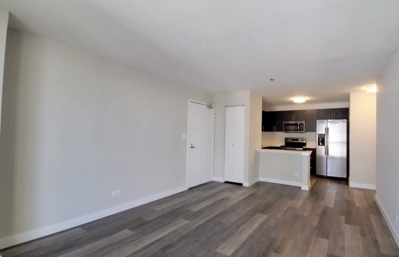 2 E Pearson St #5A - Photo 2 of 8