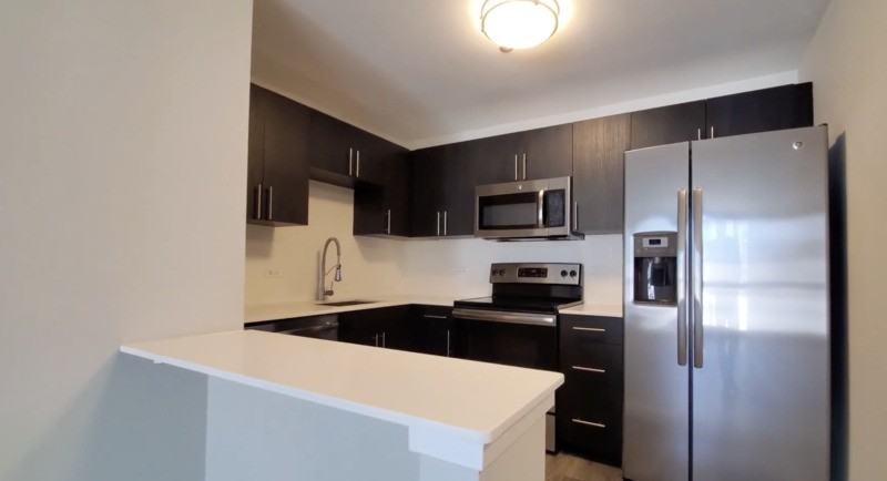 2 E Pearson St #5A - Photo 3 of 8