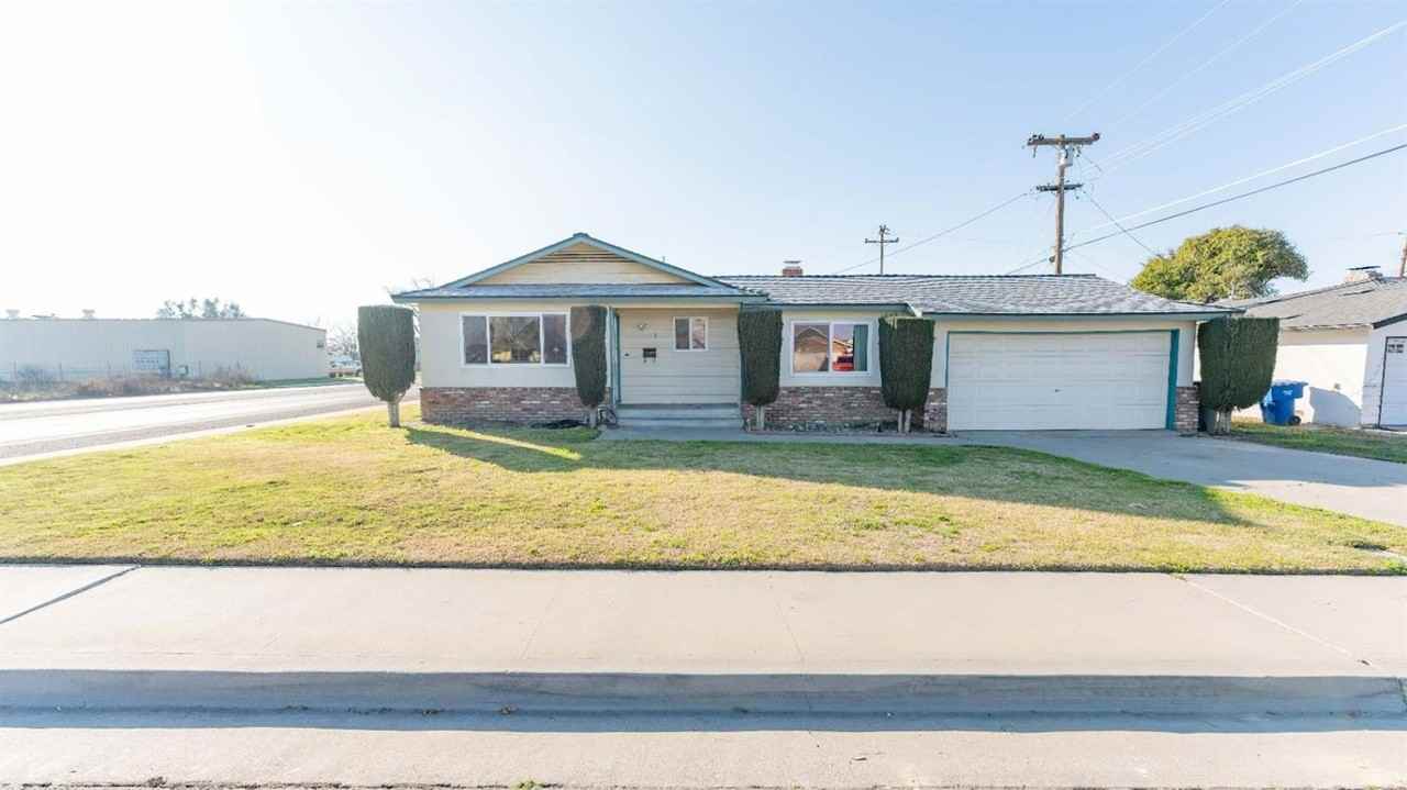 15 Elm Dr - Photo 3 of 22