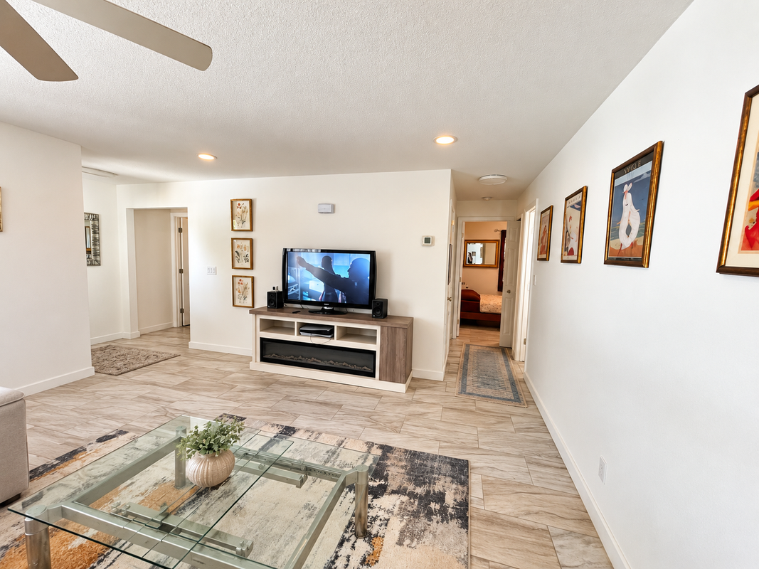 1535 Country Club Blvd - Photo 3 of 21