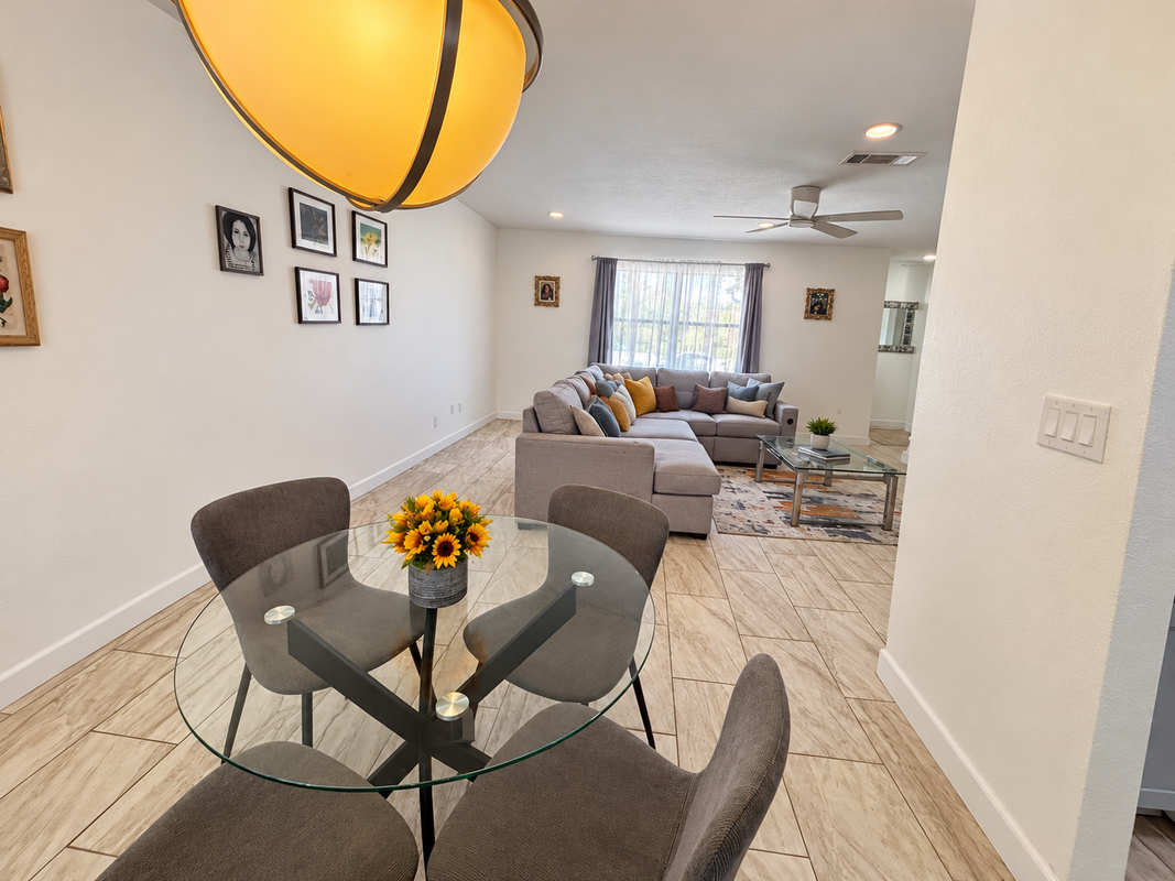 1535 Country Club Blvd - Photo 4 of 21