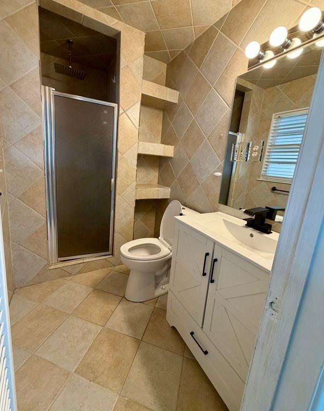 3302 Delano Ave - Photo 6 of 11