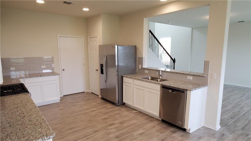 253 La Dera Dr - Photo 4 of 16