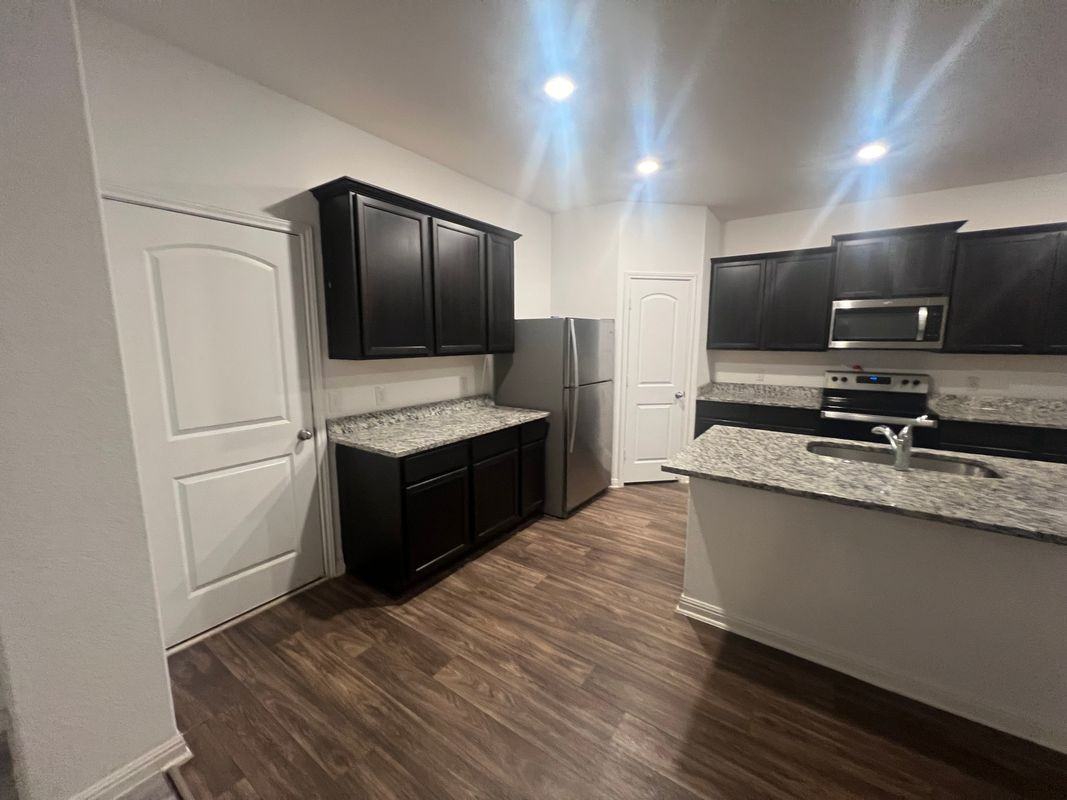 122 Fox Glen Trl - Photo 5 of 15