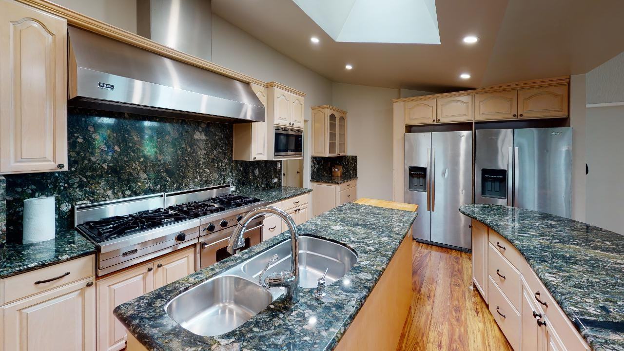 5221 Remington Rd - Photo 6 of 27