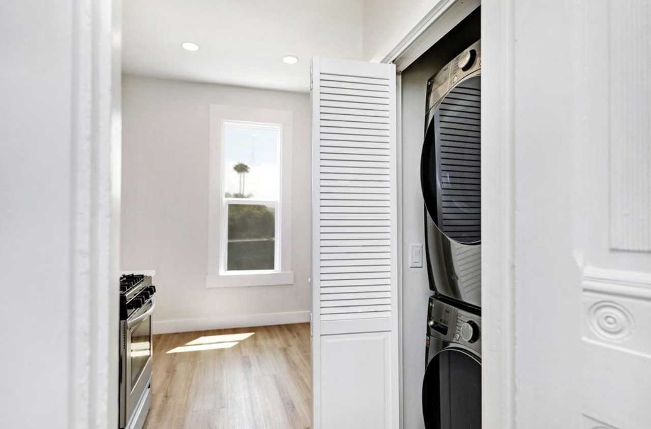6250 Stewart St - Photo 5 of 30