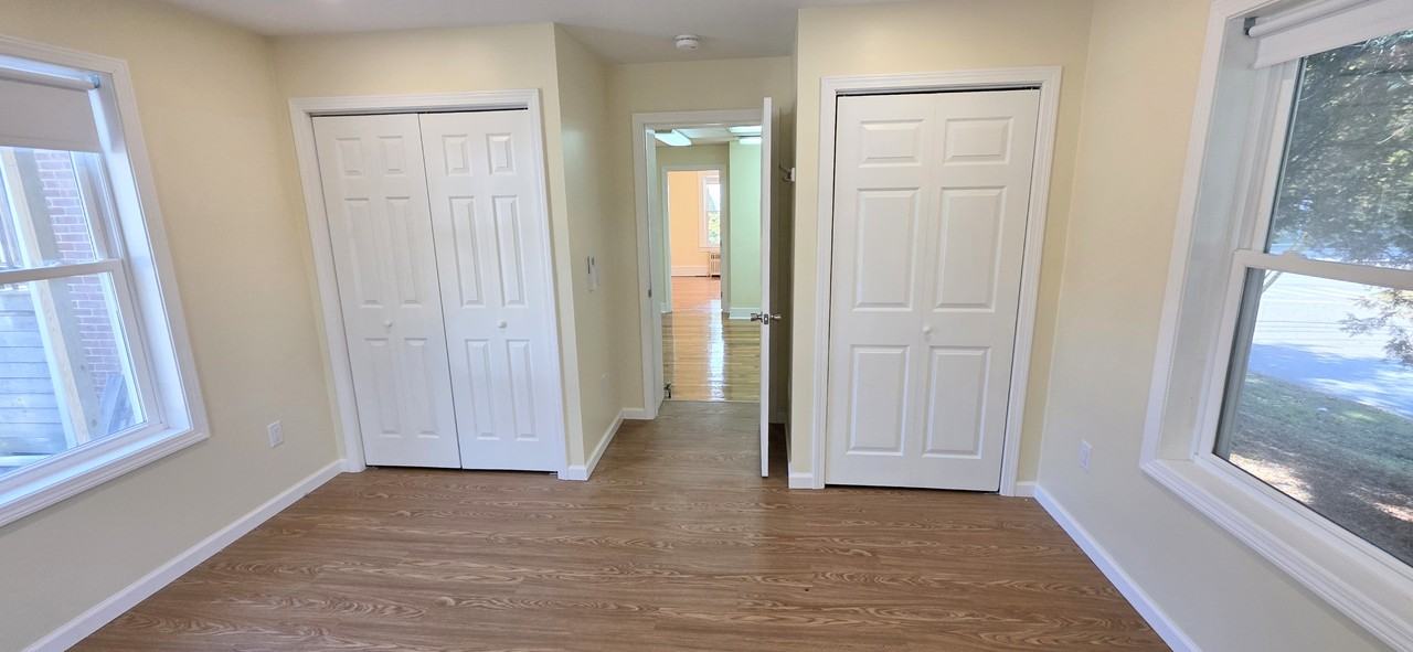 173 Pearl St #1 - Photo 5 of 20