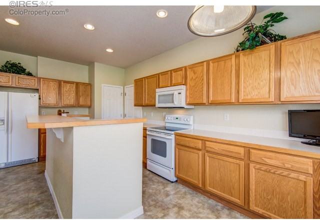 7075 19th St #1 - Photo 4 of 15