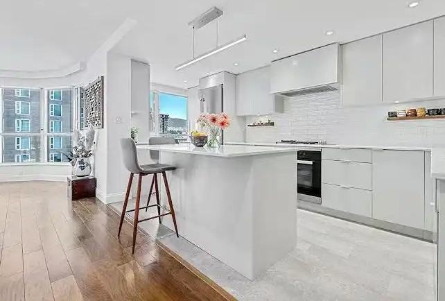 535 Nicola St - Photo 2 of 28