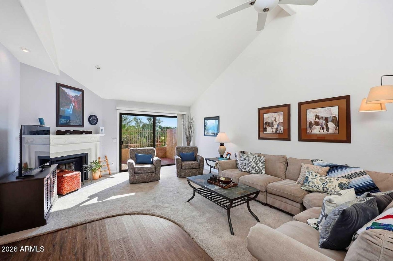 7953 E Joshua Tree Ln - Photo 3 of 44