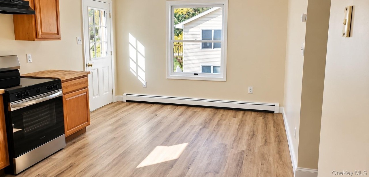 46 Upper Ferndale Rd #B - Photo 3 of 15