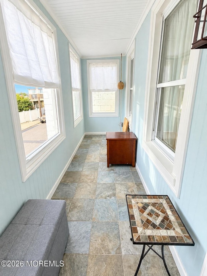 6 Beach St - Photo 5 of 13