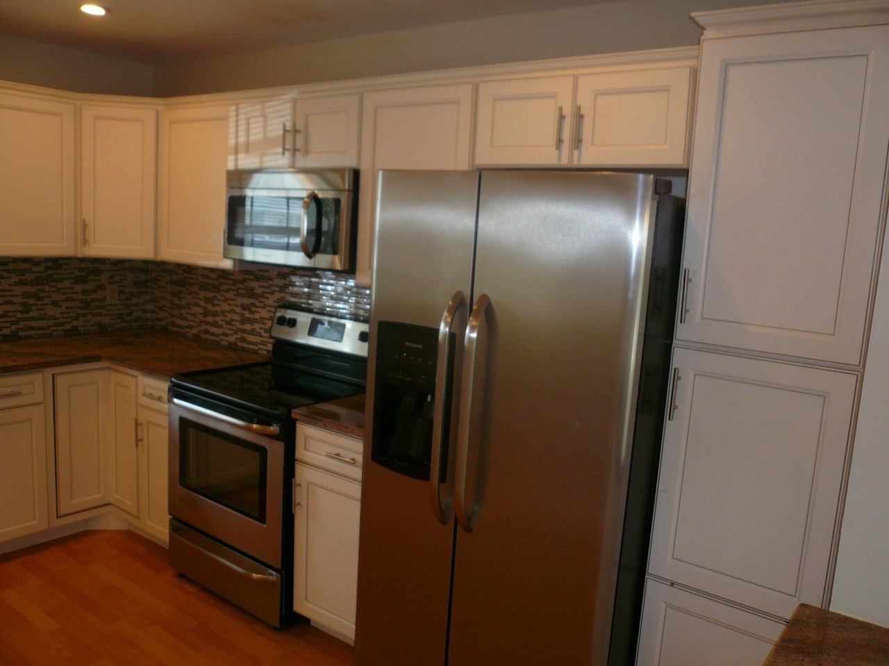 441 Franconia Cir - Photo 7 of 38