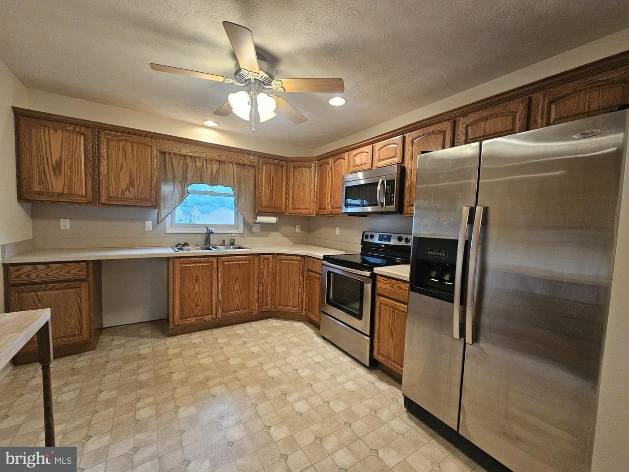 43475A Windy Way - Photo 2 of 21