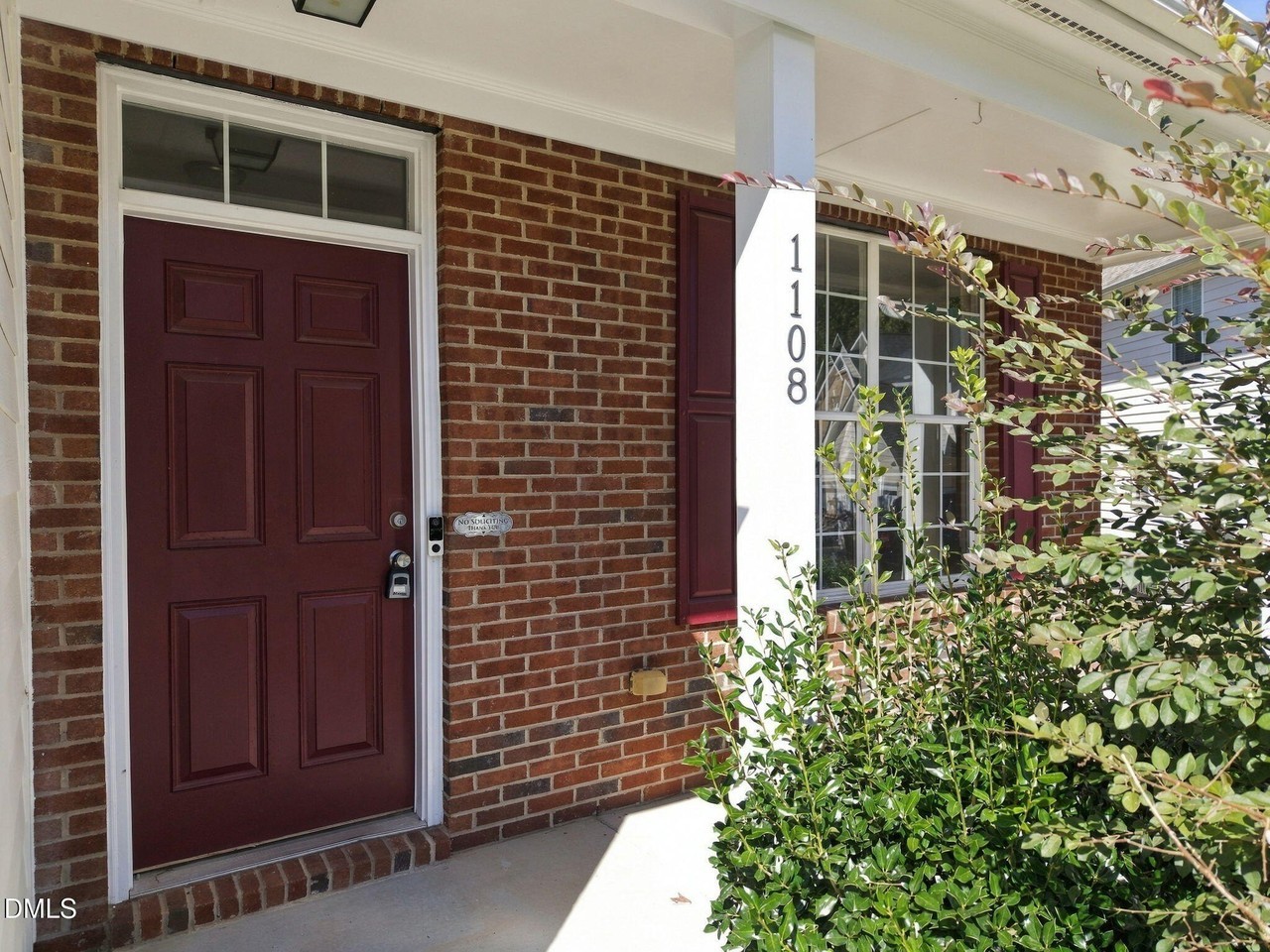 1108 Washhouse Ln - Photo 3 of 38