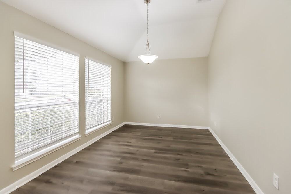 731 Darone Ct - Photo 6 of 16