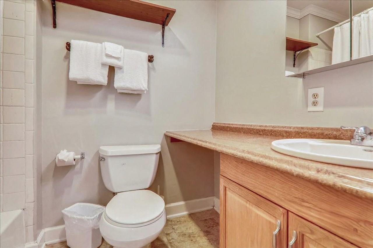1844 Columbia Rd Nw #1694738P - Photo 7 of 15