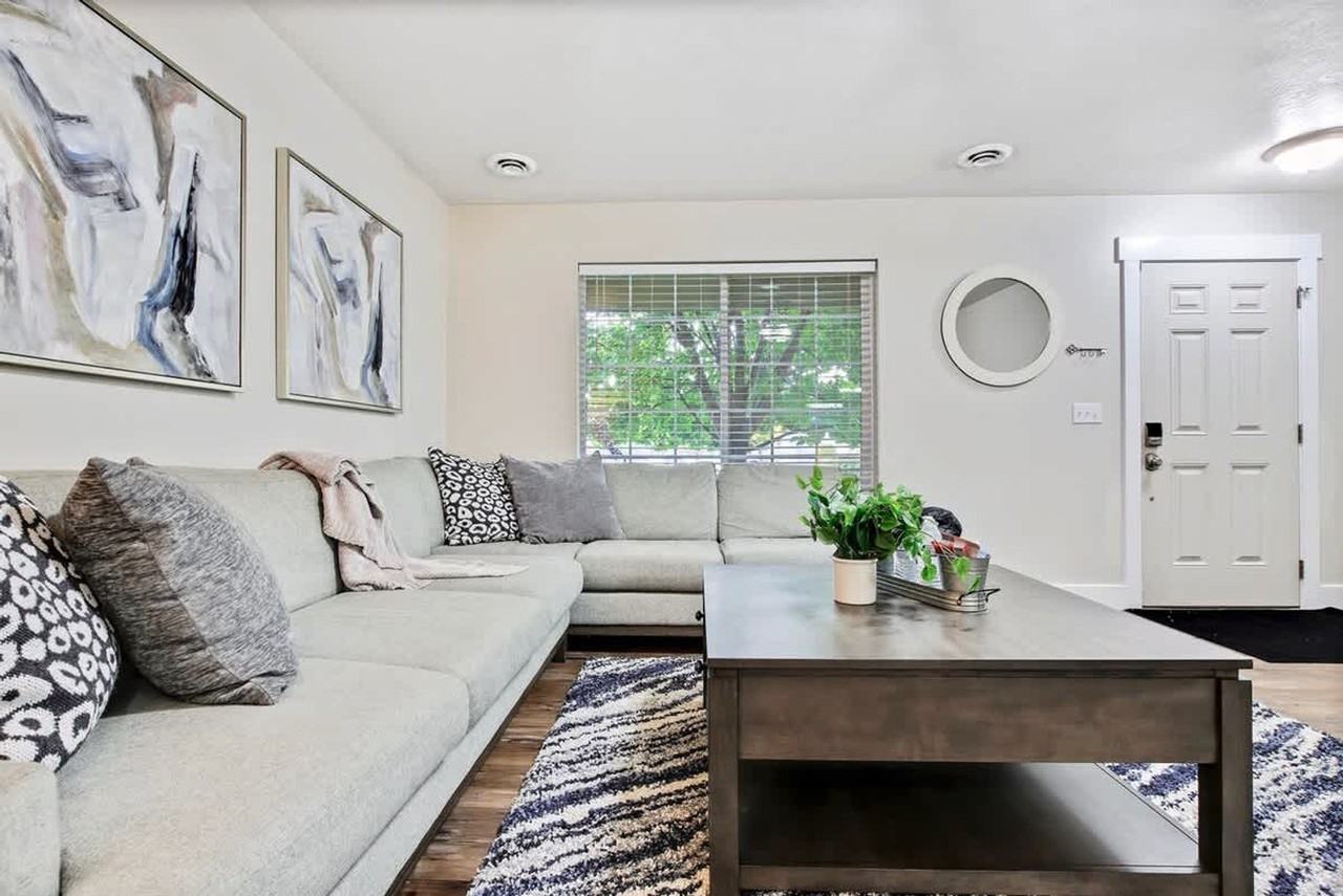 W Foxfire St #1642442P - Photo 5 of 50