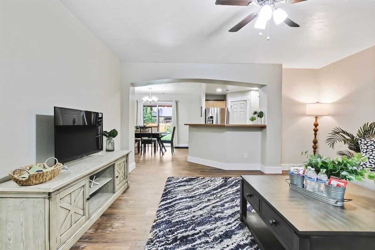 W Foxfire St #1642442P - Photo 6 of 50