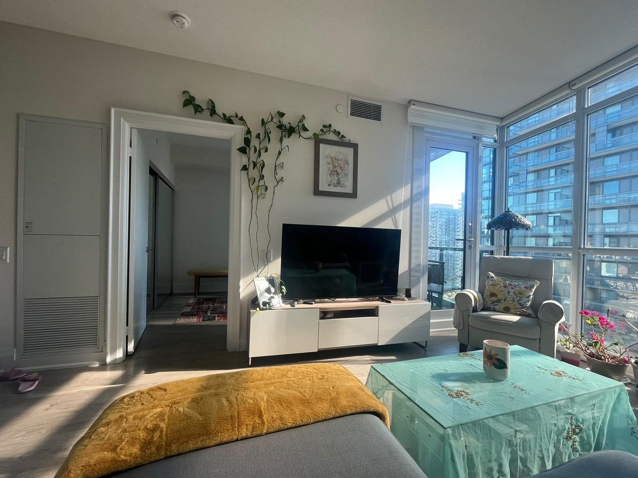 30 Roehampton Avenue #2501 - Photo 4 of 29