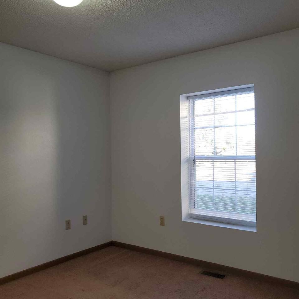 301 S Mulberry St #A - Photo 7 of 15