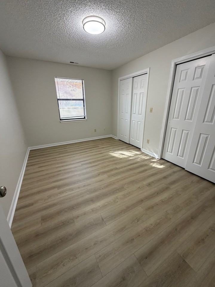 507 Streck Ct #B - Photo 7 of 11