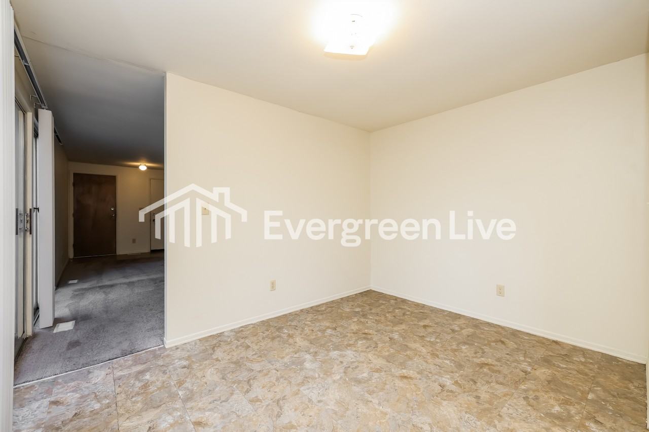 5500 Hartley Ct - Photo 6 of 15