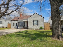 featured image of 815 S Reno Ave